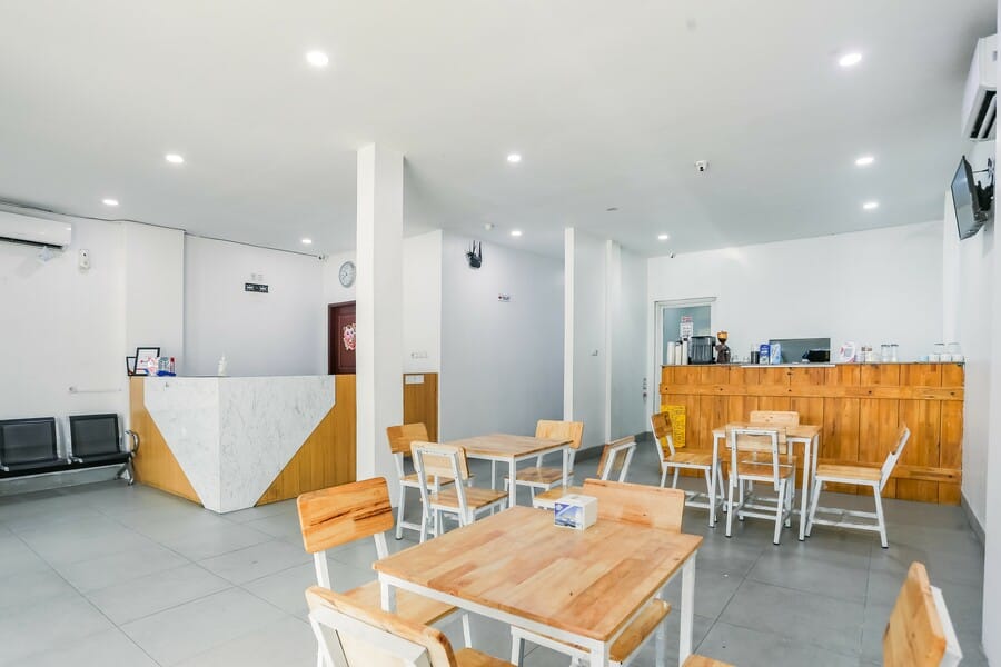 RedDoorz @ Seindo Hotel Medan