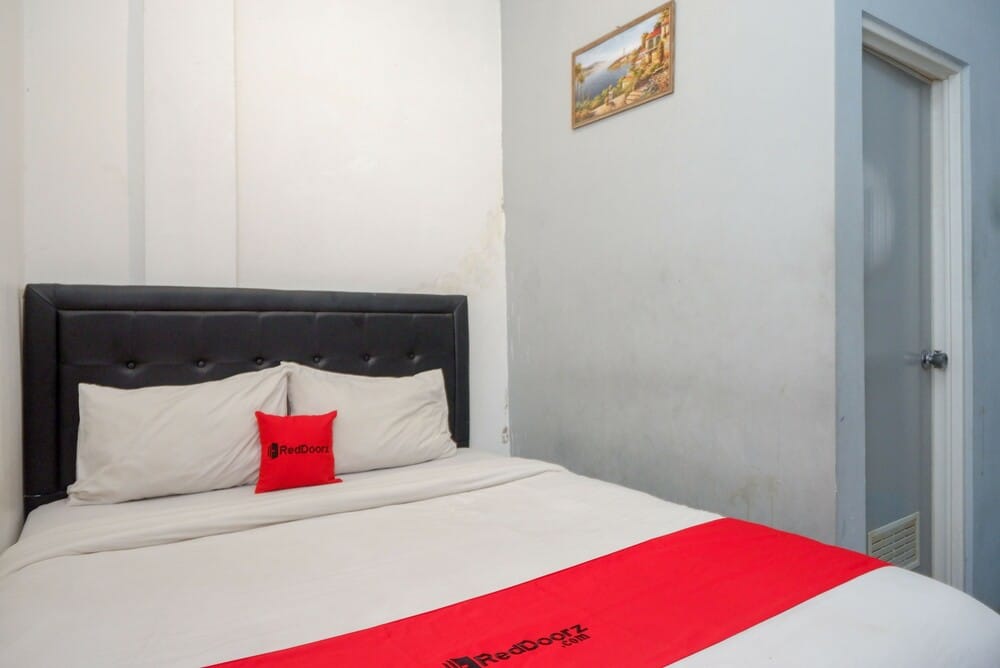 RedDoorz SALE