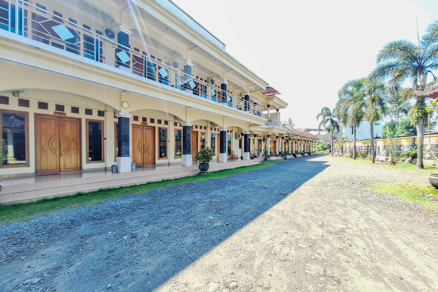 Hotel Syariah Milik Kita Borobudur Mitra RedDoorz
