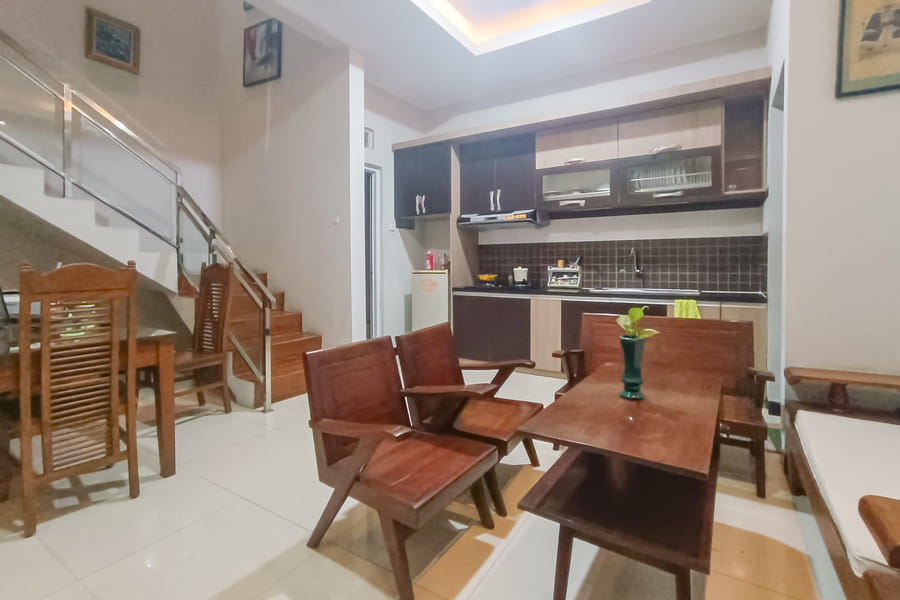 Pasadena House Semarang Mitra RedDoorz