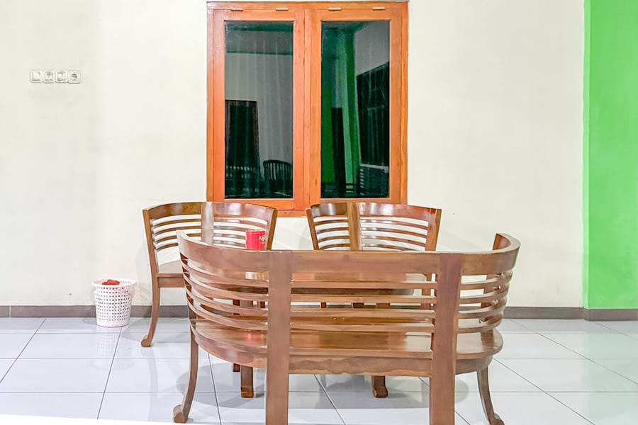 RedDoorz Syariah Near Rejosari Salatiga