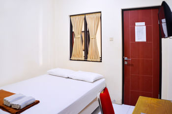Urbanview @ Nalaya Homestay Mataram