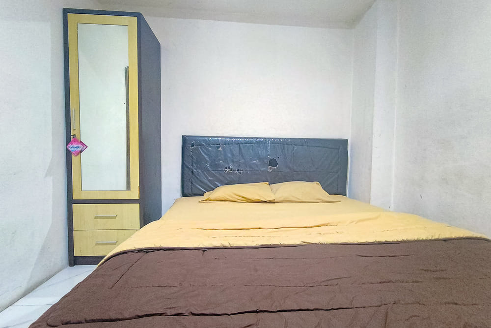 SALE Room