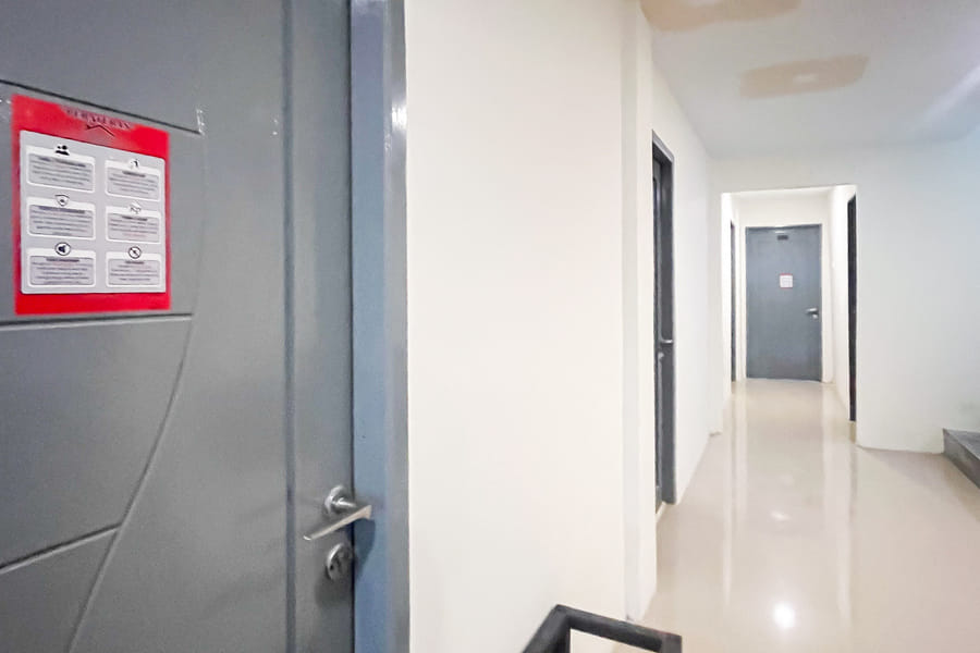 RedDoorz near Sungai Panas Batam