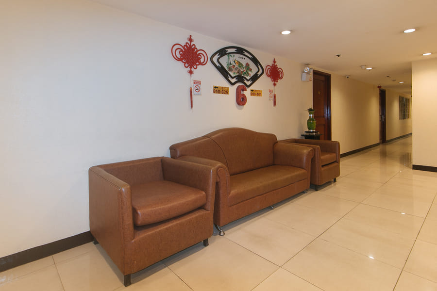 Chinatown Lai Lai Hotel by RedDoorz