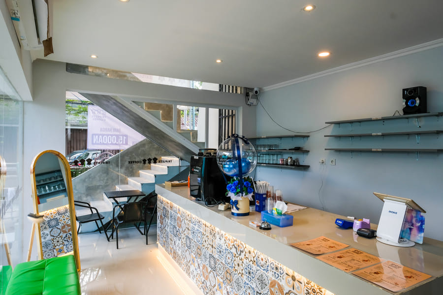 Sans Hotel Triplets Jogja Expo Center