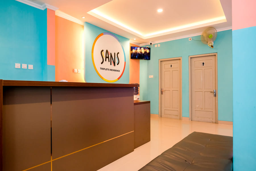 Sans Hotel Triplets Jogja Expo Center