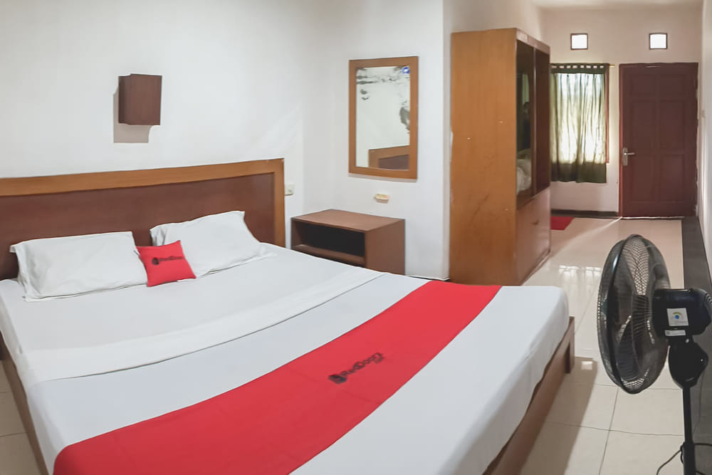 Reddoorz Room without AC