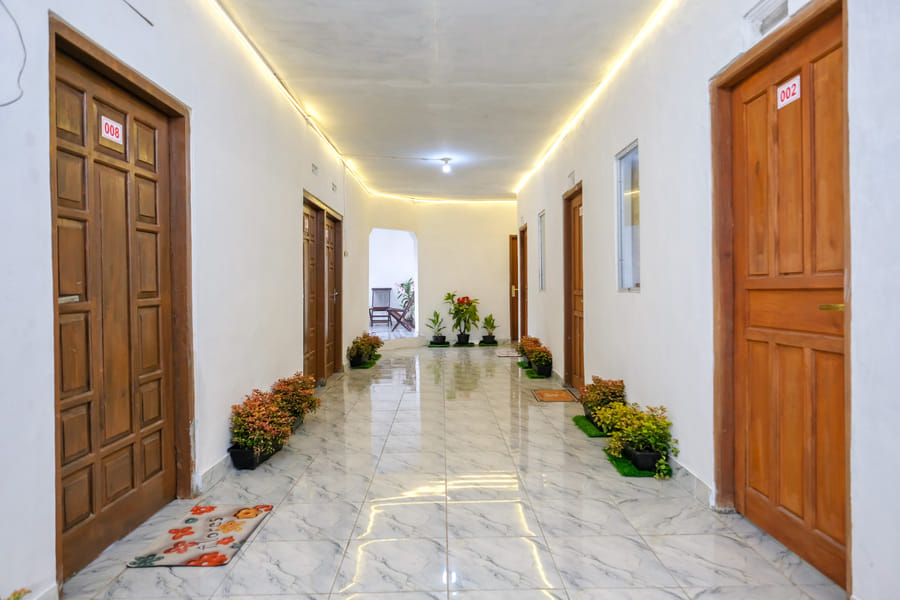 RedDoorz Syariah @ jalan Dieng 5