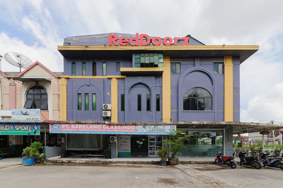 RedDoorz near RSUD Embung Fatimah Batam