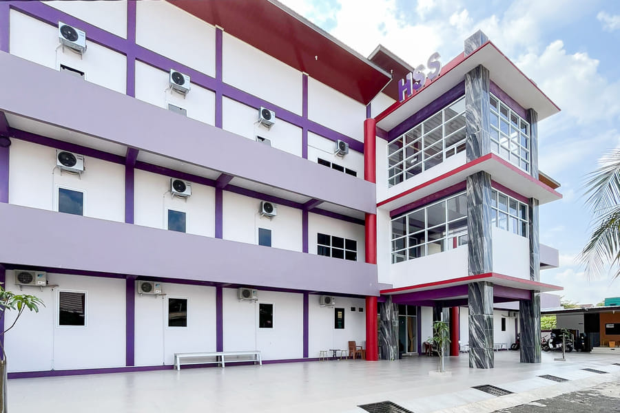 RedDoorz Syariah @ Humaira Stay Tabalong