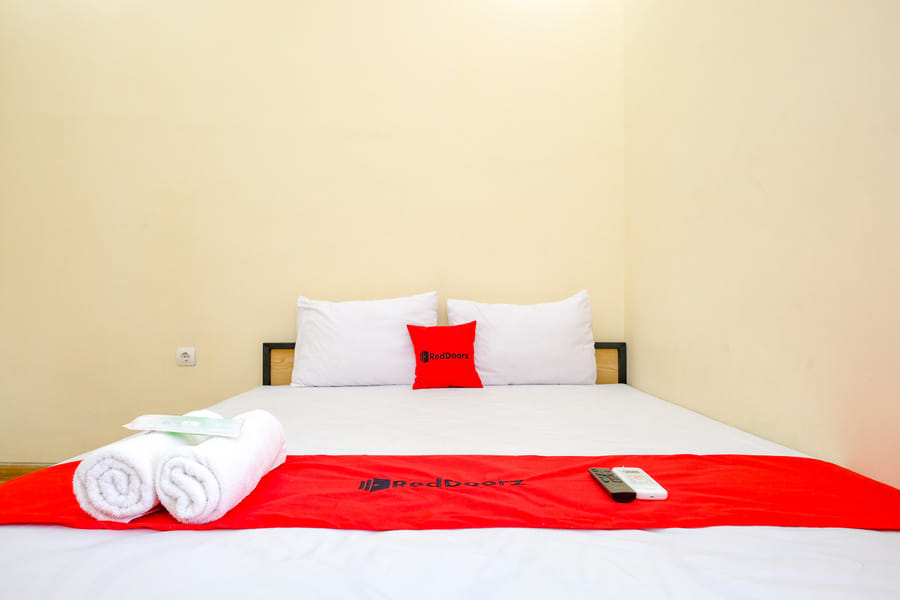 RedDoorz near Monjali 4 Yogyakarta