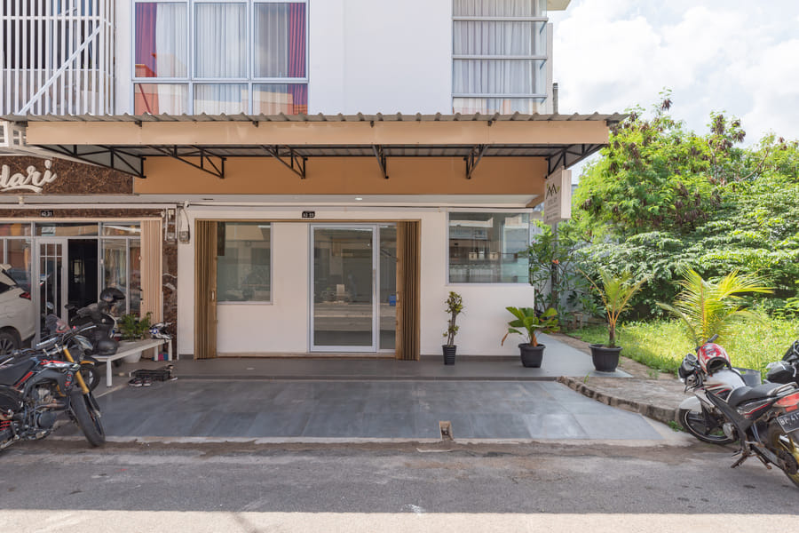 Urbanview Hotel Syariah @ Rihlah Homestay Batam