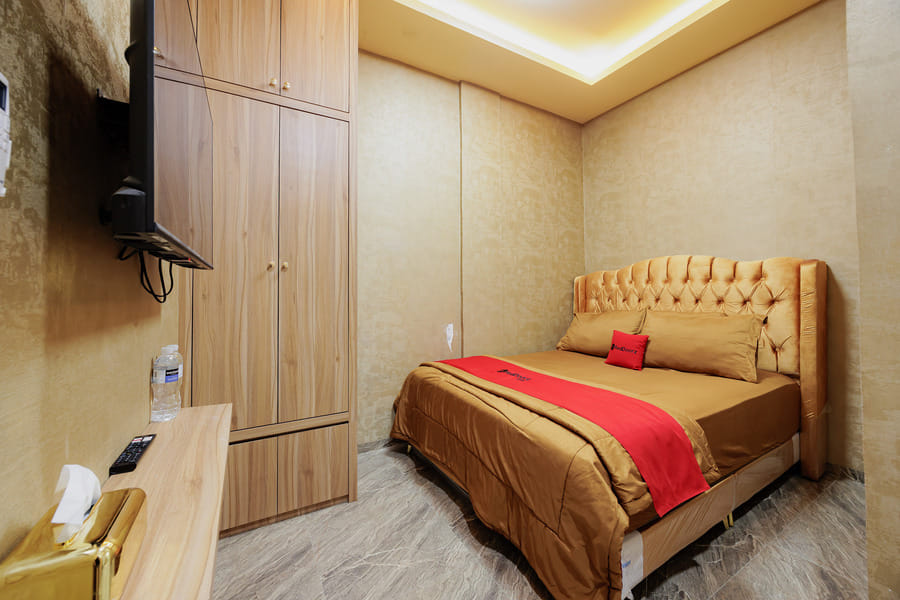 RedDoorz Plus Syariah @ Tiban Centre Batam