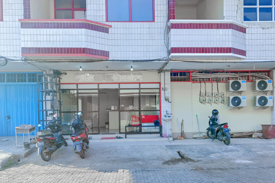 RedDoorz @ Guest House A2 Near Rita Mall Tegal