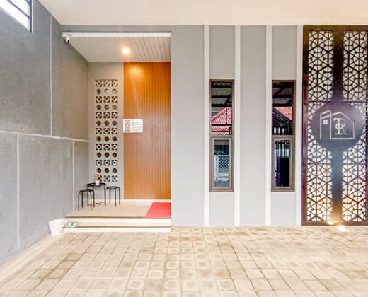 RedDoorz Syariah near Majapahit Semarang 3