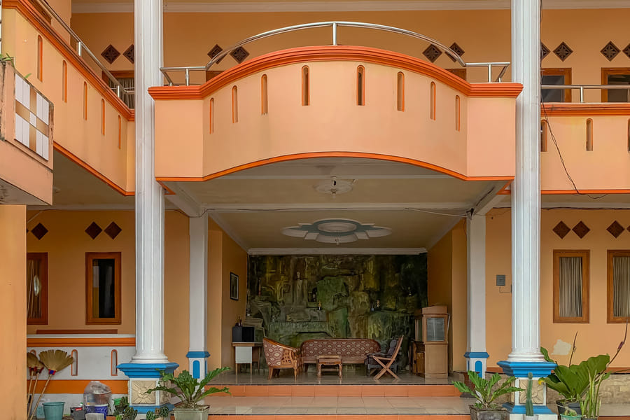 RedDoorz near Taman Wisata New Balekambang Tawangmangu