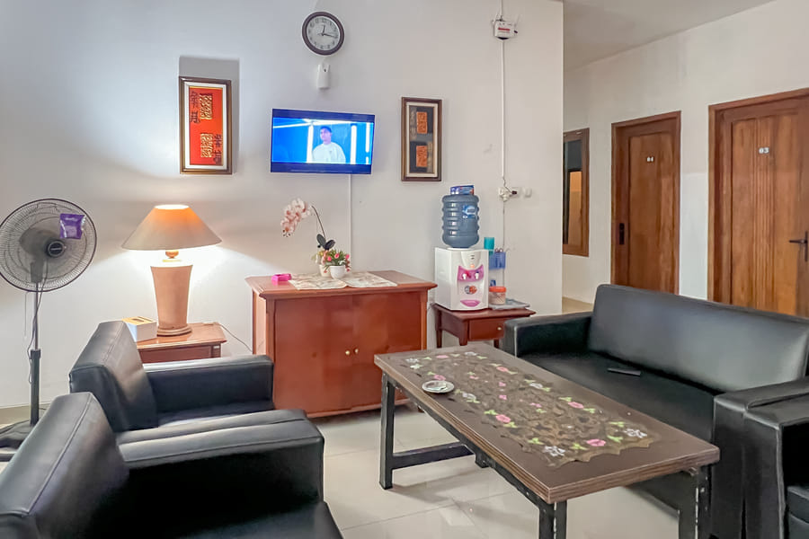 RedDoorz @ Dimens House Sragen