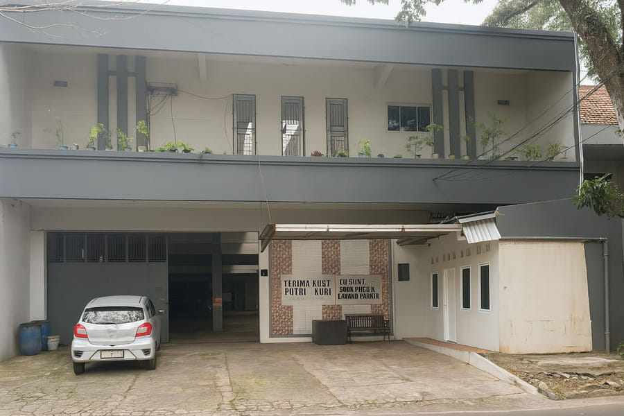 Elang House near Simpang Lima Tasikmalaya Mitra RedDoorz