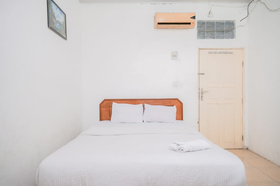 Urbanview Hotel Mine Residence Syariah