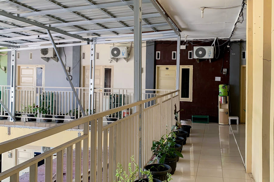 Urbanview Hotel Mine Residence Syariah