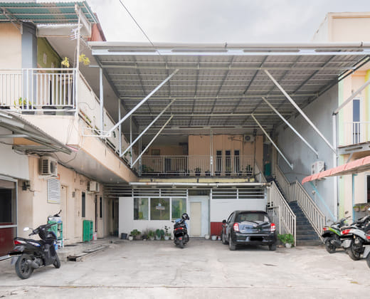 Urbanview Hotel Mine Residence Syariah