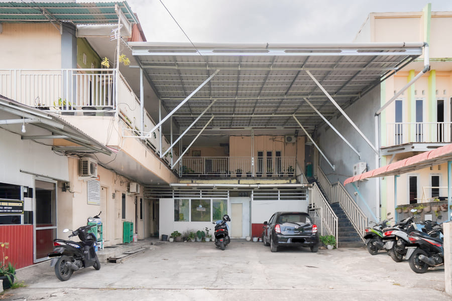 Urbanview Hotel Mine Residence Syariah