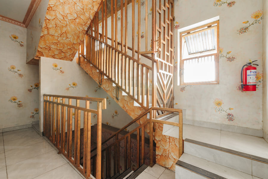 RedDoorz Plus near Mall Sunter