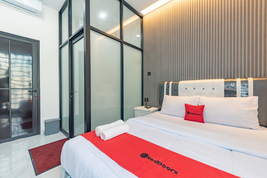 RedDoorz Syariah @ Jl Pangeran Hidayatullah Cianjur