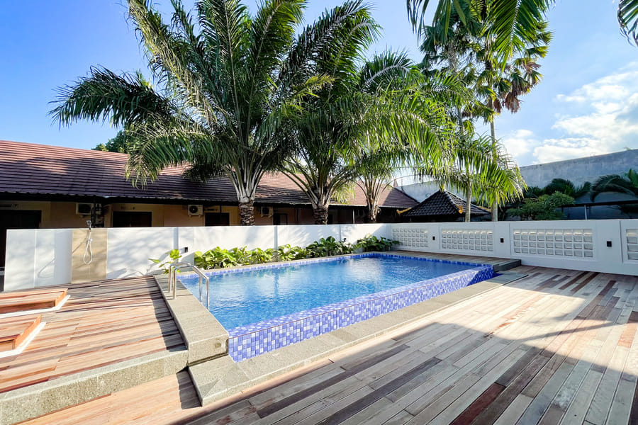 RedDoorz Syariah Plus near Banyuwangi Airport