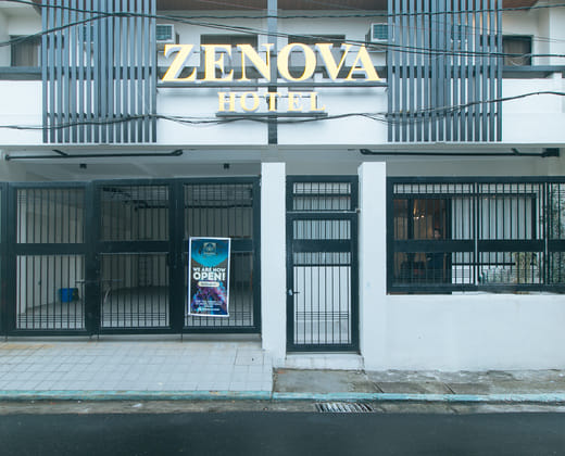 RedDoorz @ Zenova Hotel