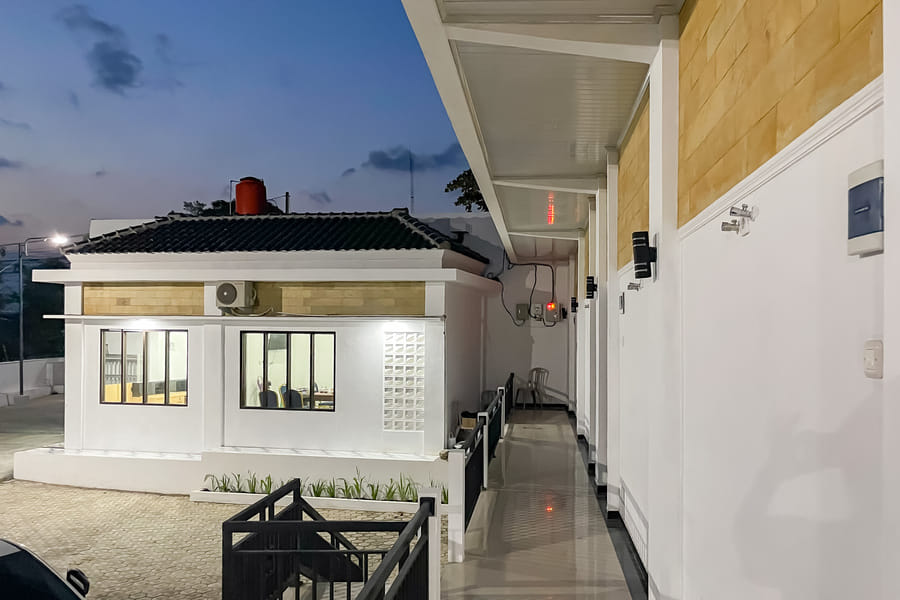 RedDoorz Plus near Alun Alun Majalengka