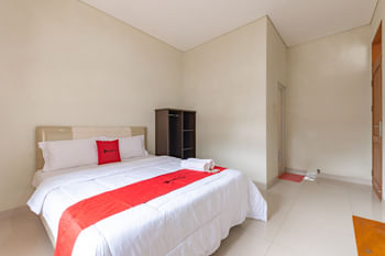 RedDoorz @ Jabon Resort Puncak