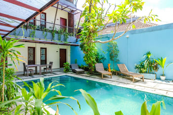 RedDoorz near Legian Street