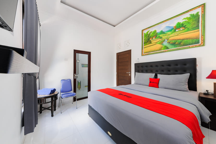 RedDoorz @ Lotus House Seminyak