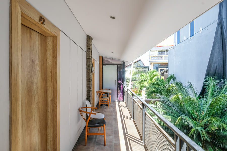 Lega Legi Town House Seminyak by The Lavana
