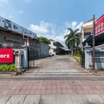 RedDoorz near Penimbangan Beach Singaraja