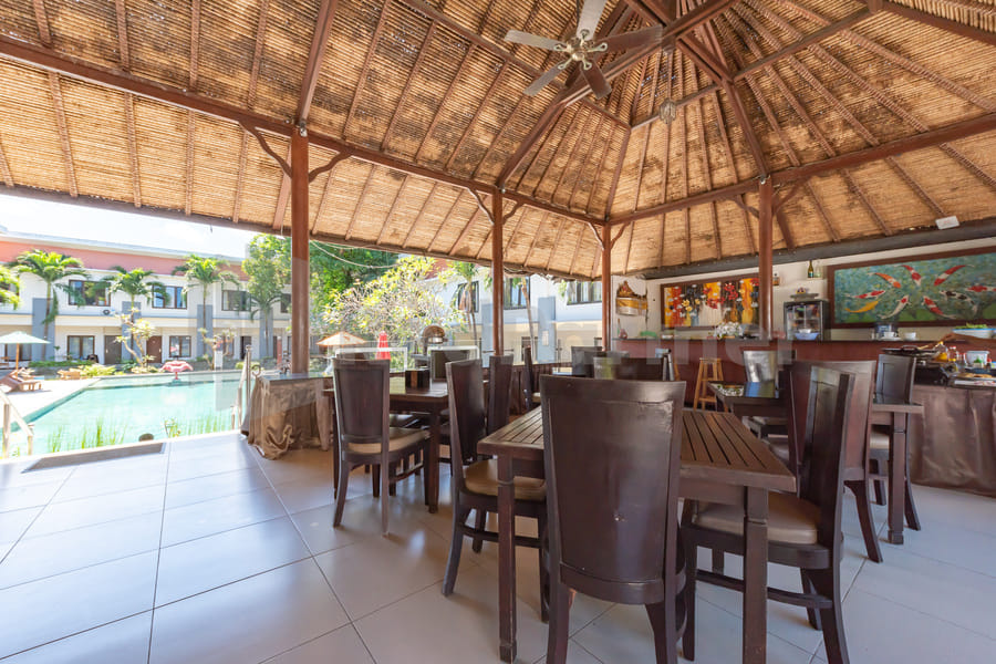 Ozz Hotel Kuta Bali manage by Ozz Group