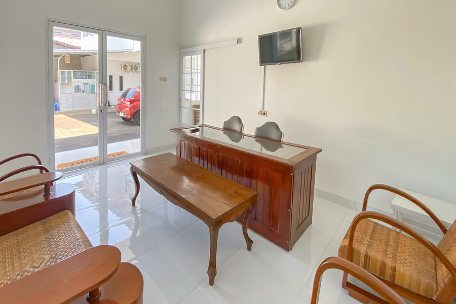 RedDoorz near Universitas Jenderal Soedirman 4