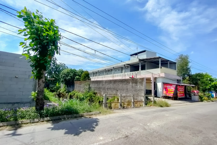 RedDoorz @ NN Guest House Exit Tol Klodran Solo