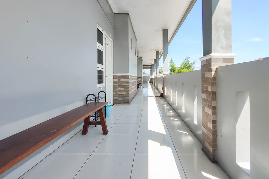 RedDoorz @ NN Guest House Exit Tol Klodran Solo