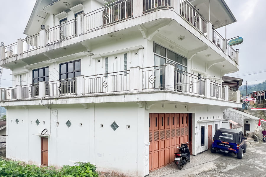 Villa Diva Tambi Mitra RedDoorz