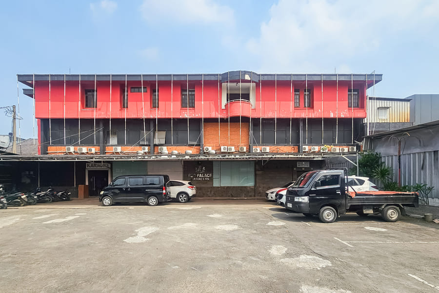 Urbanview Hotel Vara Stay @ Soekarno Hatta Bandung by RedDoorz