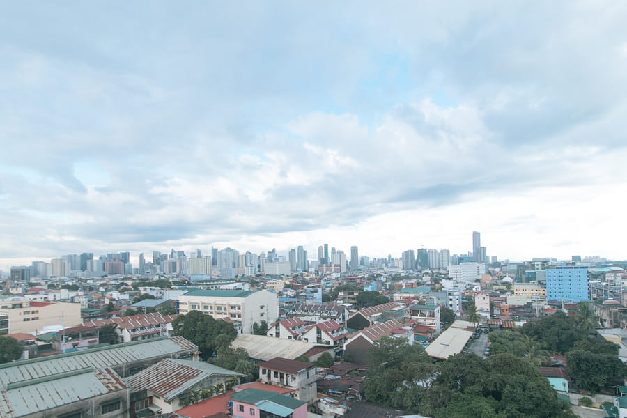 Urban Travellers Hotel by RedDoorz