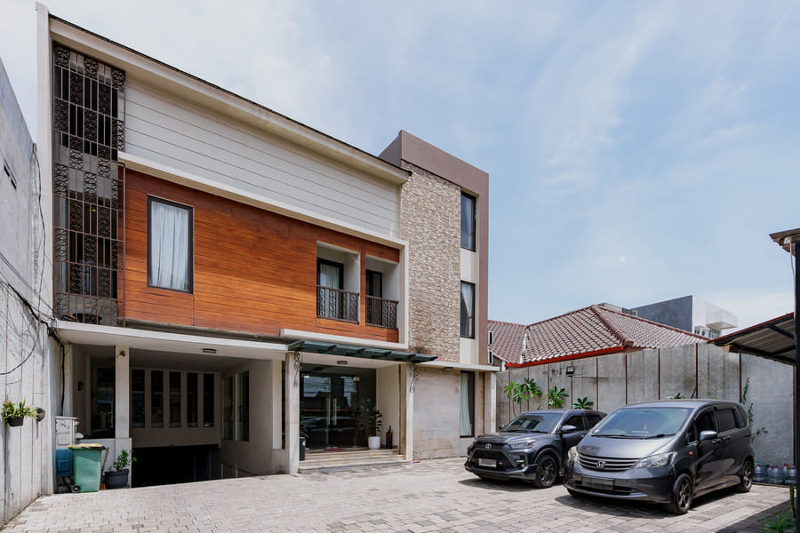 Sans Vibes Jasmine Suite TB Simatupang