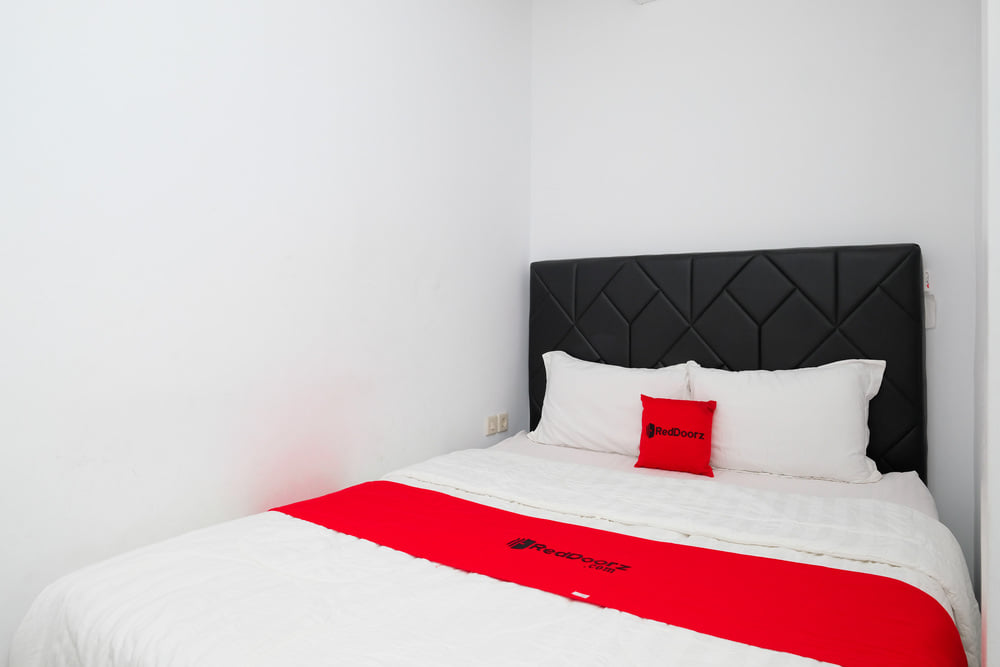 RedDoorz Room