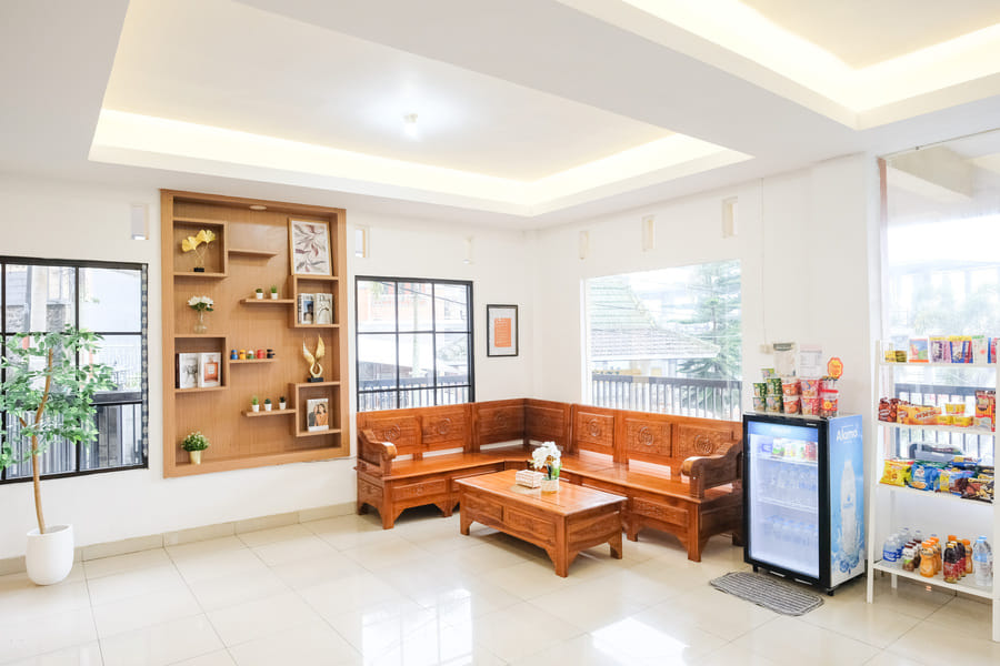 RedDoorz near Taman Rekreasi Selecta