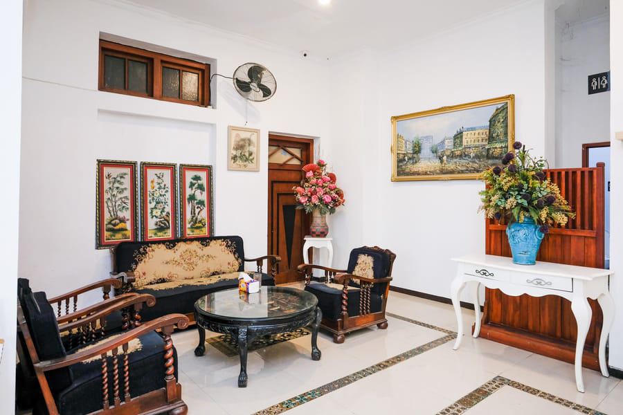 Urbanview Hotel Griya Surya Malang by RedDoorz