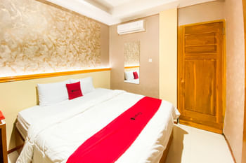 RedDoorz @ The Canal Homestay Probolinggo