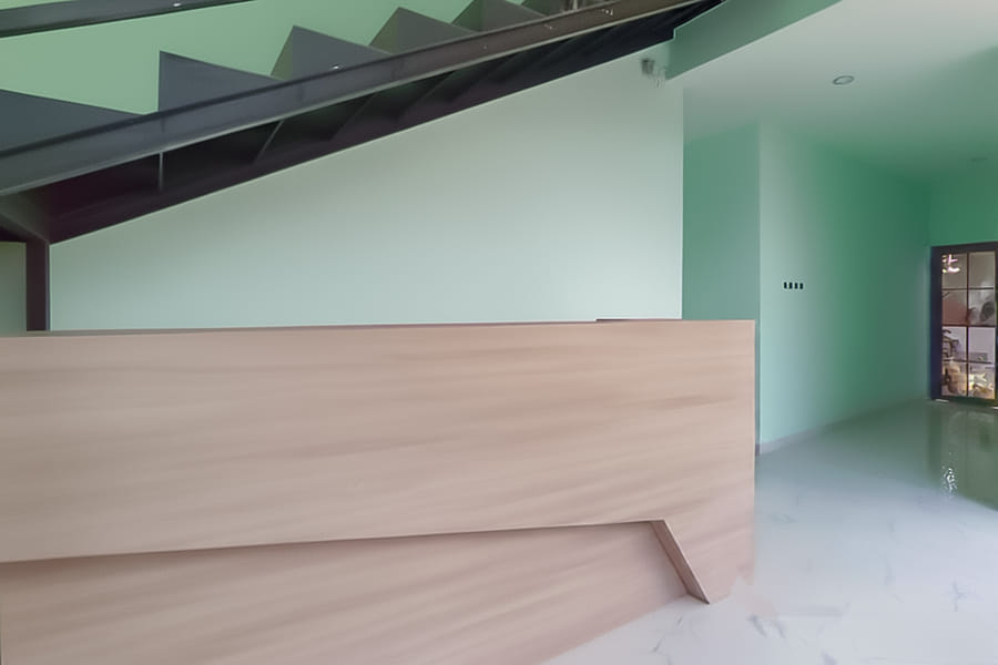 RedDoorz @ Diamond Inn Stasiun Pekalongan